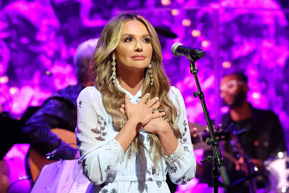 Carly Pearce Sang &#8216;Grandpa&#8217; at The Judds&#8217; Hall of Fame Ceremony at Wynonna&#8217;s Request