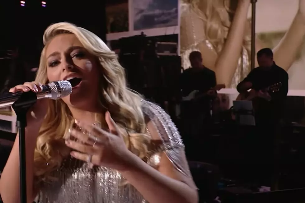 HunterGirl’s Heartfelt Performance of ‘Like My Mother Does’ Brings Tears on ‘American Idol’ [Watch]