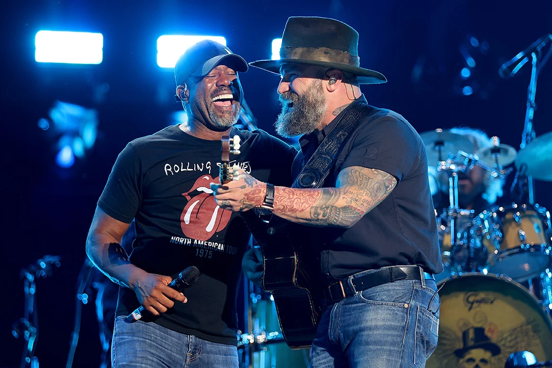 Brown and Rucker Sing 'Chicken Fried' at Fest