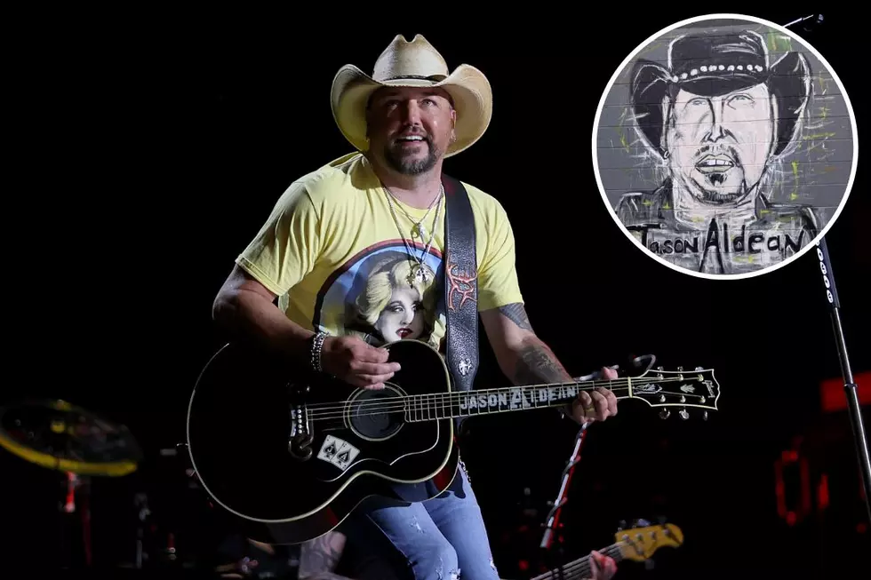 Jason Aldean Reacts to His New Hometown Mural 