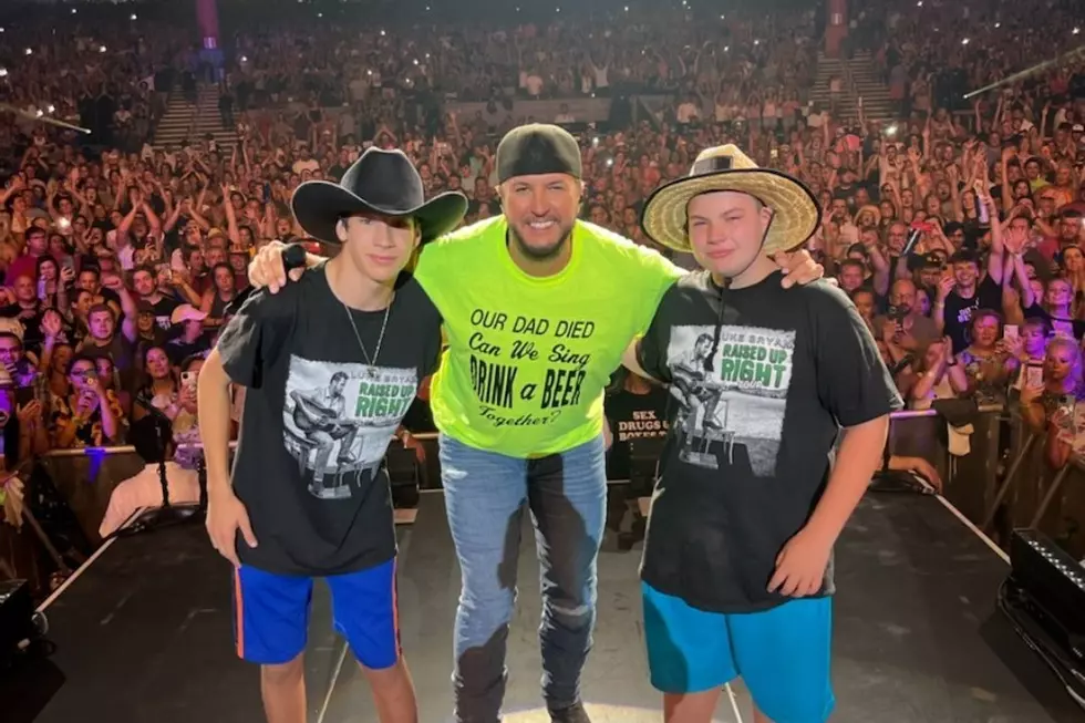 Luke Bryan Brings Two Brothers Onstage After Their Dad Died, Mom Says ‘Thank You for Giving Me My Boy Back’