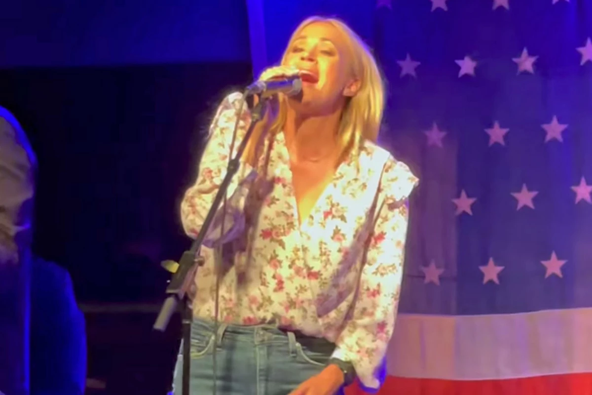 WATCH: Carrie Underwood Joins a Bar Band for Tom Petty Cover