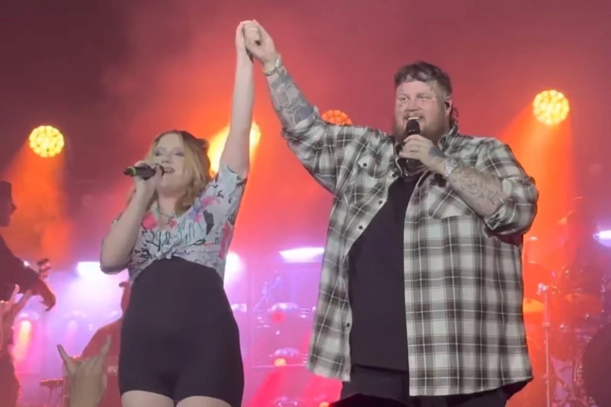 WATCH: Jelly Roll Brings His 14-Year-Old, Bailee, Onstage to Sing