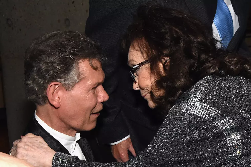 Randy Travis Remembers Loretta Lynn: &#8216;We Sing Her Home to Heaven With Grateful Hearts&#8217;