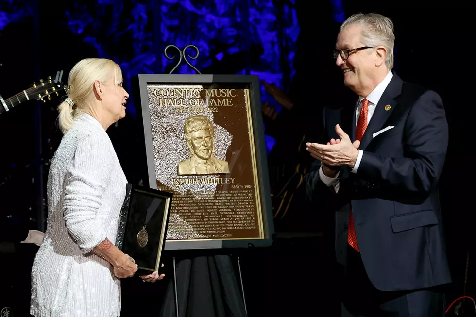 Country Music Hall of Fame’s 2022 Medallion Ceremony Was a Study in Grace
