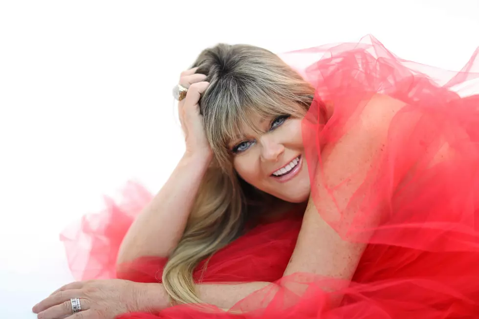 Jamie O&#8217;Neal Celebrates Christmas With Timely &#8216;Do You Hear What I Hear&#8217; [Listen]