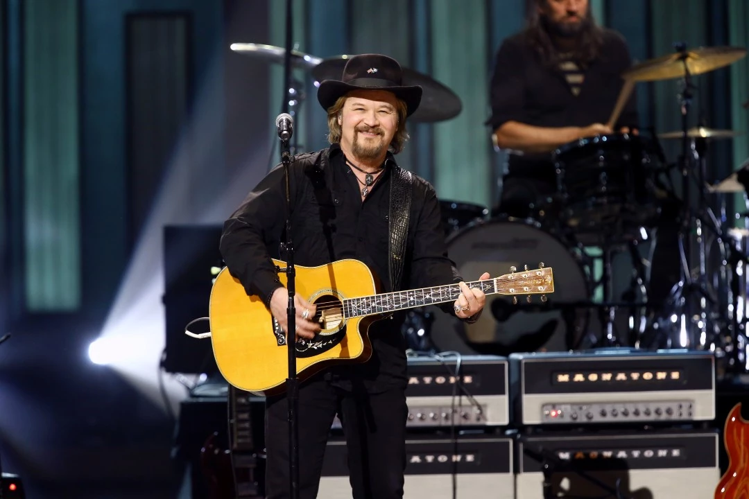 Travis Tritt Posts Twitter Rant After Beyonce's CMAs Show