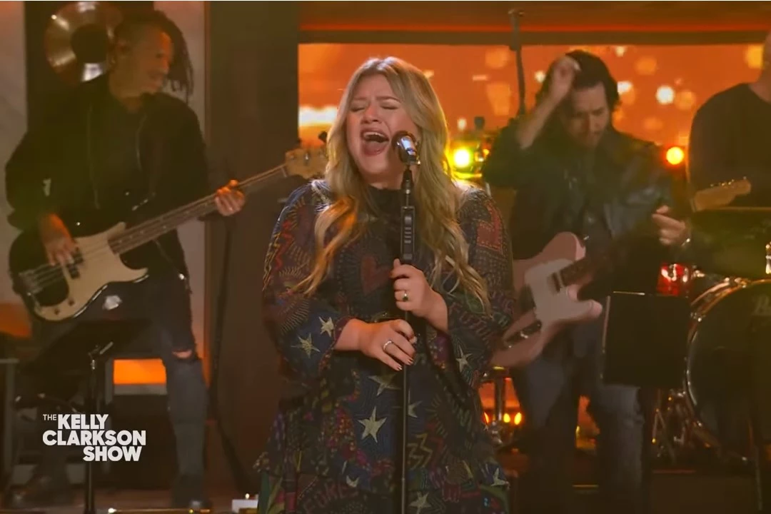 Kelly Clarkson Covers Fellow Texan Cody Johnson’s ‘Til You Can’t’