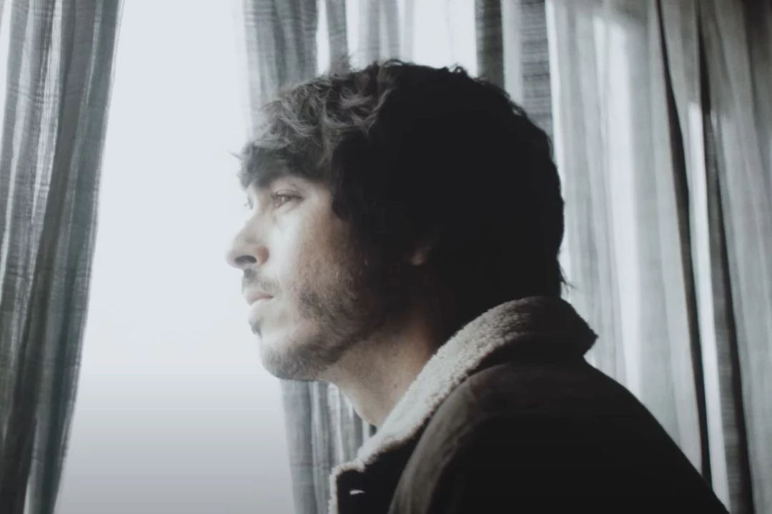 Morgan Evans Is Visibly Heartbroken in New ‘Over for You’ Video