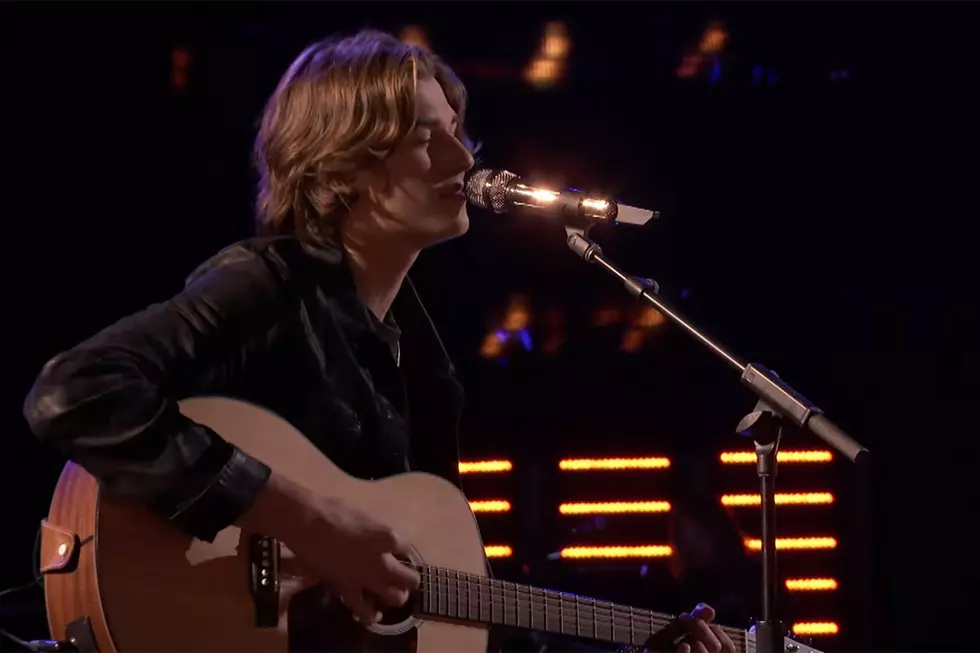&#8216;The Voice': Brayden Lape Gives &#8216;Effortless&#8217; Performance of &#8216;Buy Dirt&#8217; During Live Playoffs [Watch]