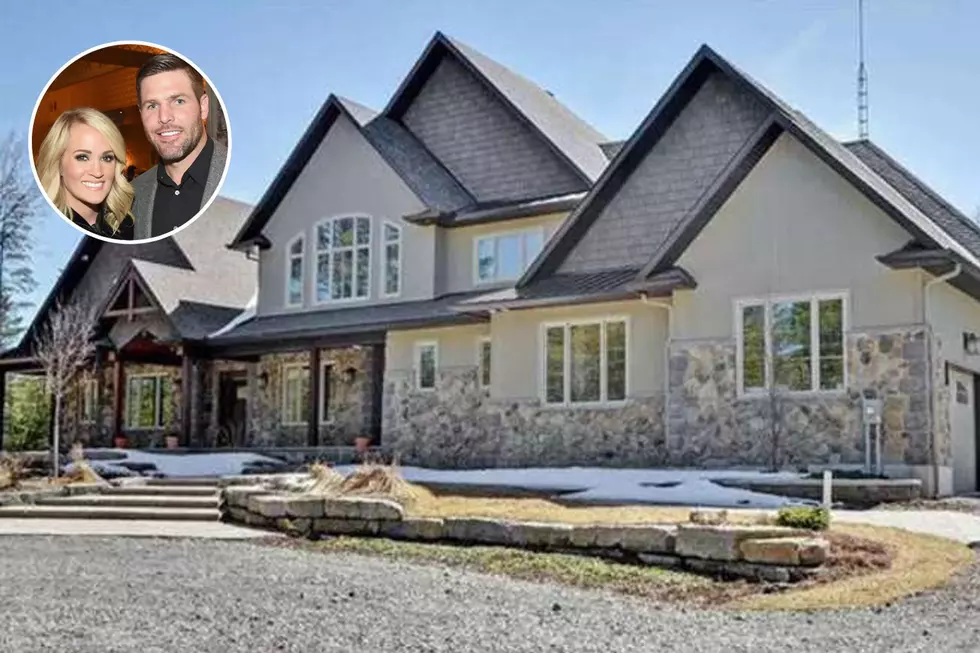 See Inside Carrie Underwood + Mike Fisher’s Spectacular Ottawa Estate [Pictures]