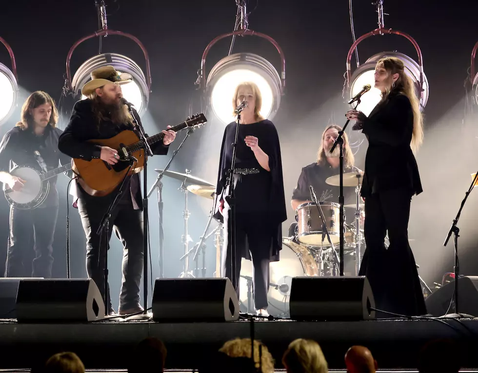 Chris Stapleton and Patty Loveless Bring Soul-Stirring ‘You’ll Never Leave Harlan Alive’ to 2022 CMA Awards [Watch]