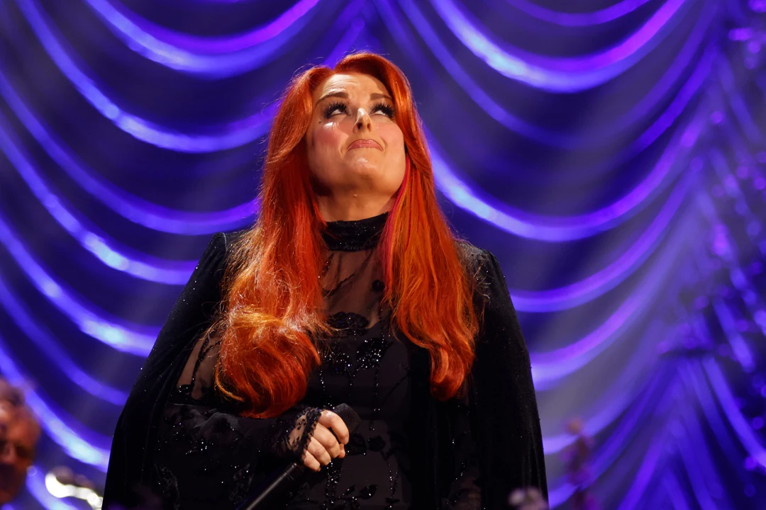Wynonna Judd Sometimes Feels Her Late Mother's Criticism Onstage
