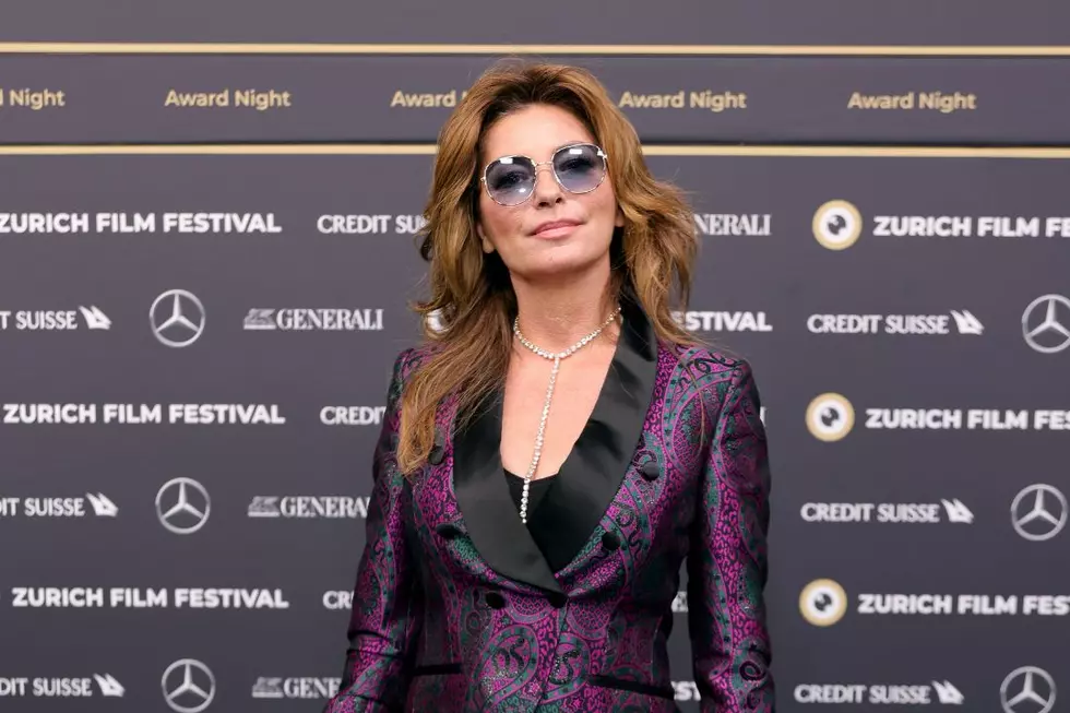 Shania Twain Doesn't Know if Throat Surgery Results 'Will Last'