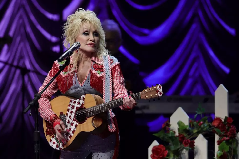 Dolly Parton Reacts to the Death of Lisa Marie Presley