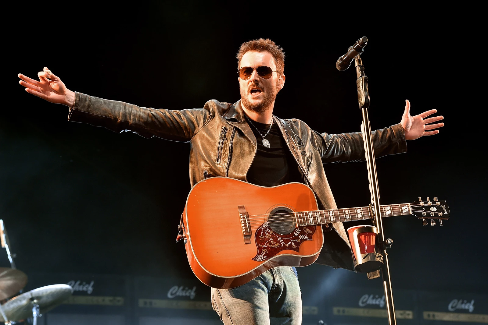 Eric Church Extends 2023 Outsiders Revival Tour WKKY Country 104.7