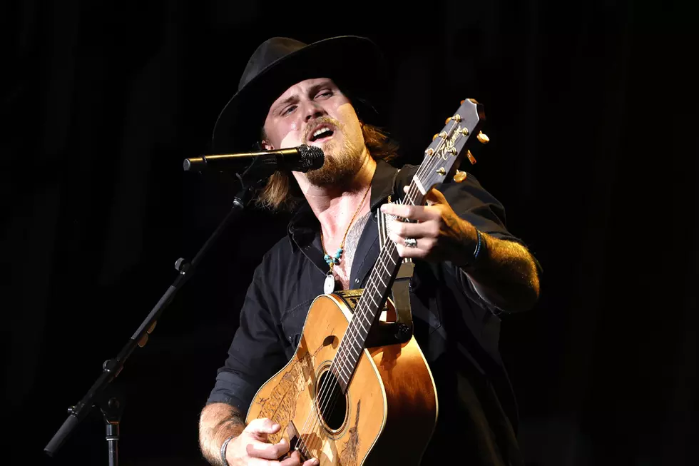 Jackson Dean Drops the Vulnerable ‘Fearless’ Off at Country Radio [Listen]