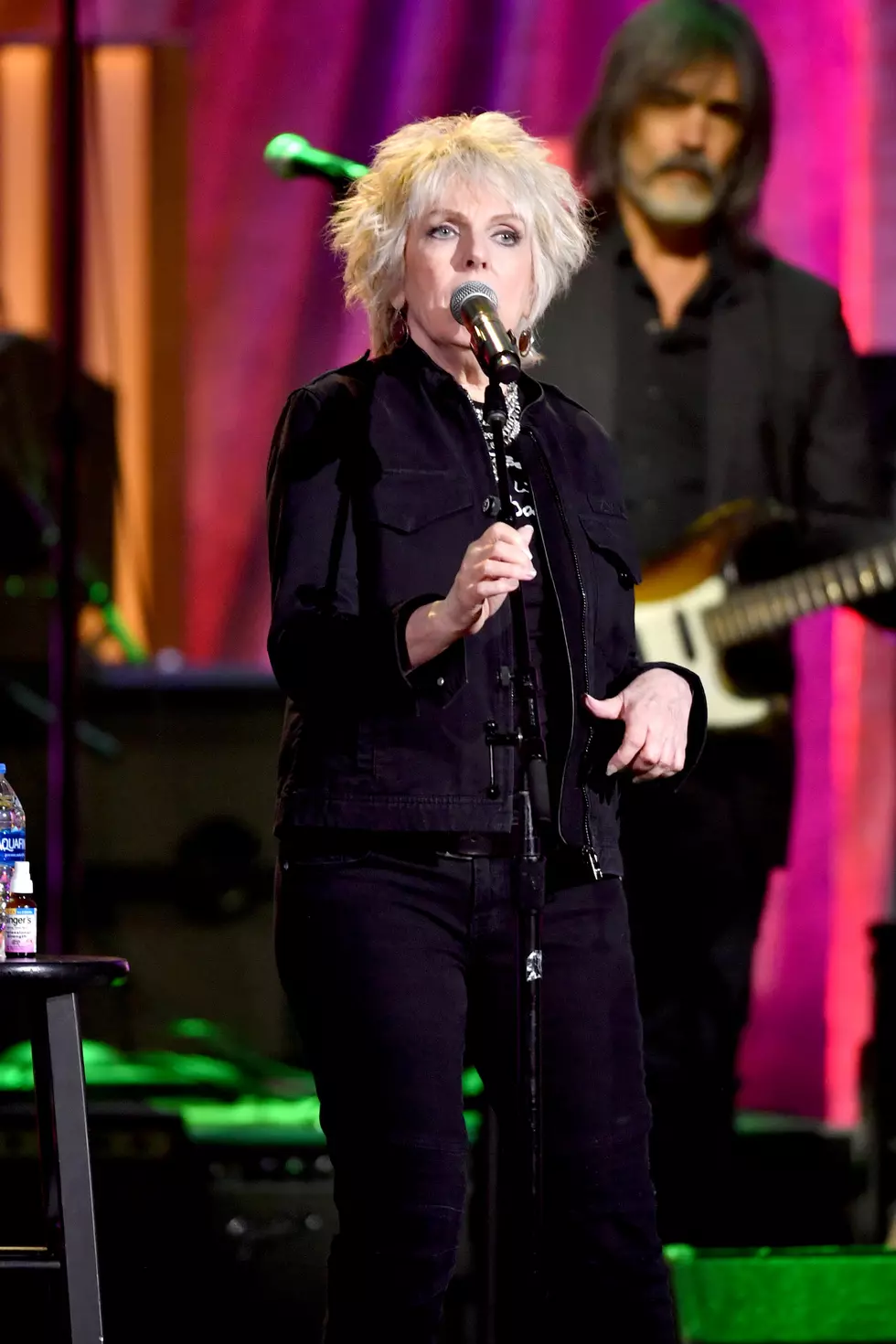 Dolly Parton's 'Rockstar' Review: Country Icon Throws Karaoke Party