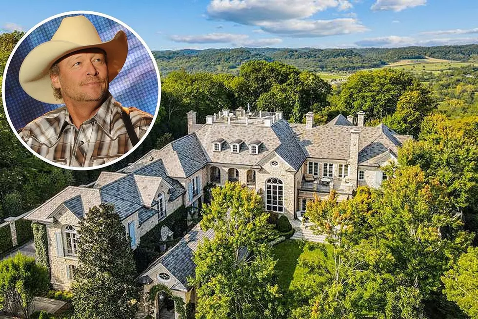 See Inside Alan Jackson’s Incredible $19 Million Hilltop Estate [Pictures]