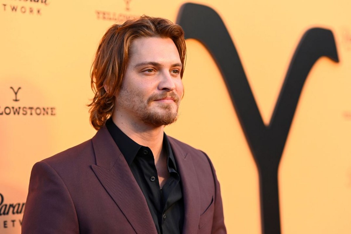 Luke Grimes Bids Farewell to His Home State in 'Oh Ohio'