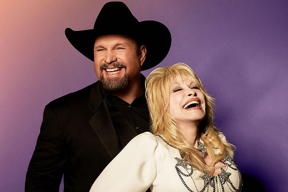 Dolly Parton Eases Garth Brooks&#8217; First-Time Jitters in Cheeky ACM Awards Promo [Watch]