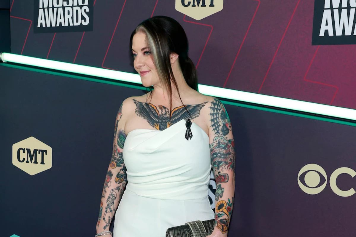 1. Ashley McBryde Gets New Tattoo on Chest - wide 1