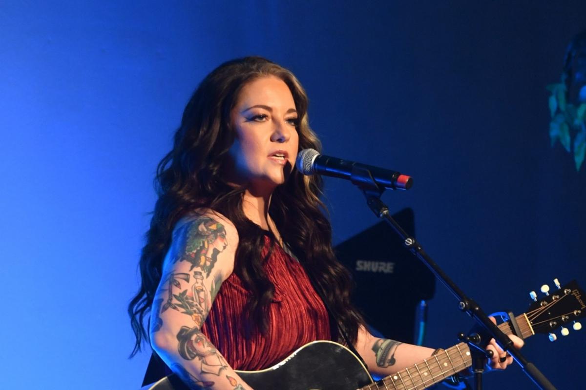 Why Ashley McBryde Didnt Even Speak to Her Father For Years Why Ashley McBryde Didnt Even Speak to Her Father For Years