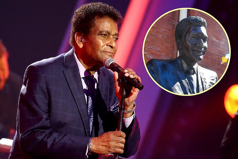 Charley Pride Honored With Statue Outside of Nashville’s Ryman Auditorium [Picture]