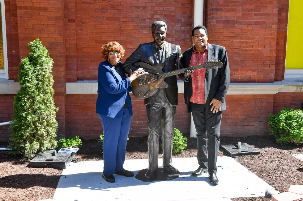 Ryman Icon Walk Honors Charley Pride