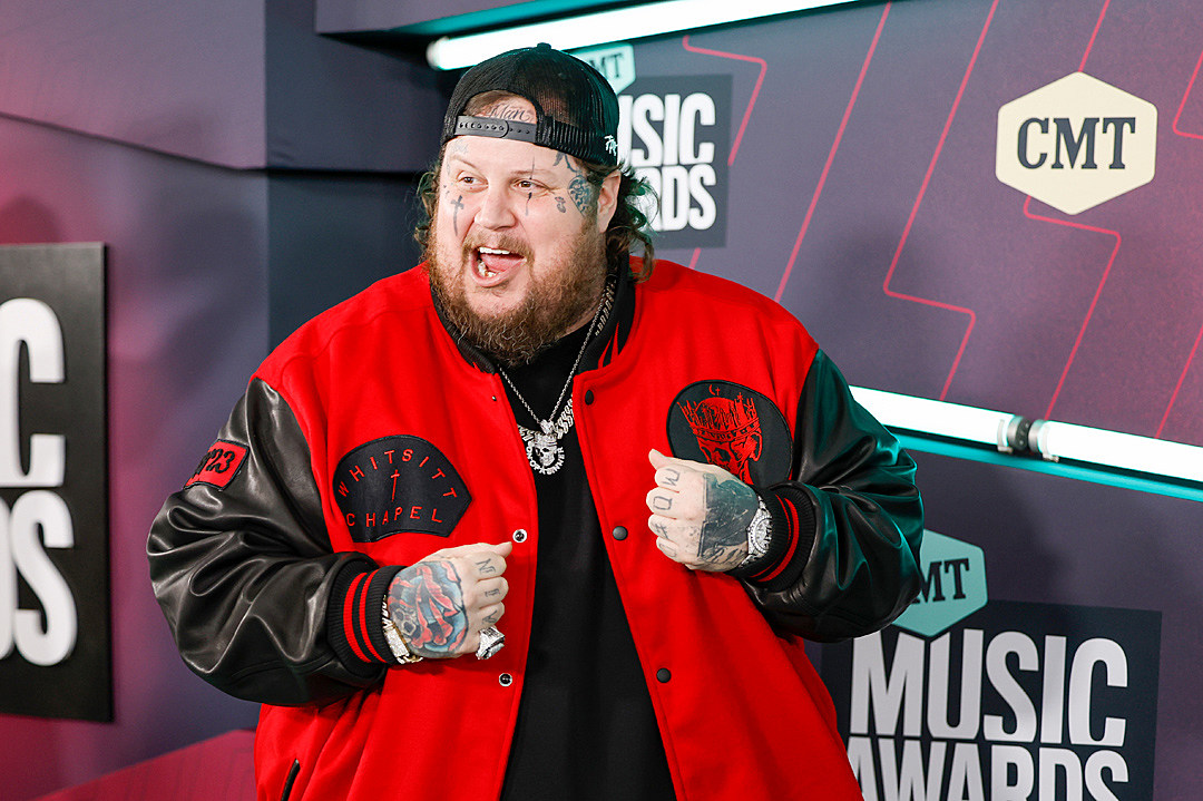 Jelly Roll in Tears As He Claims CMT Male Video of the Year Win