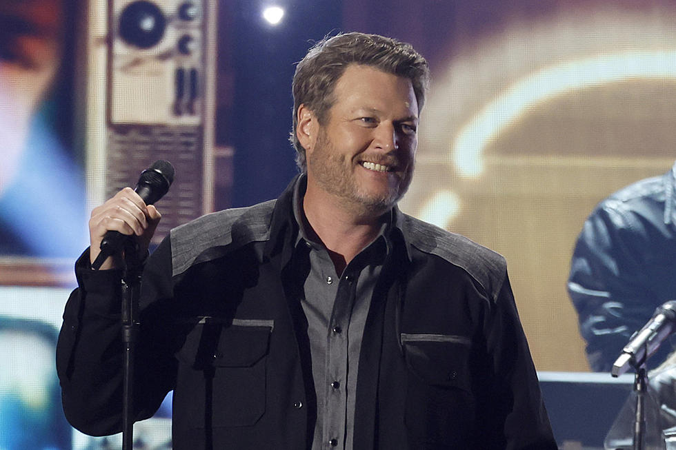 &#8216;The Voice': Former Members of Blake Shelton&#8217;s Team Honor Him With &#8217;80s Medley on Finale [Watch]