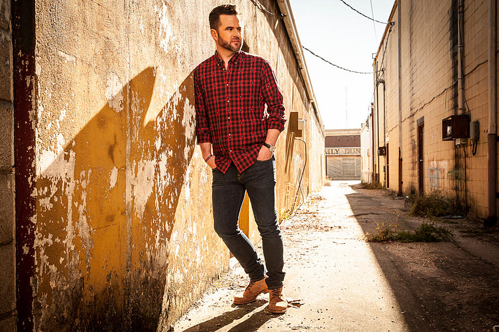 David Nail Wears His Heart on His Sleeve in Touching New Single, &#8216;Best of Me&#8217; [Listen]