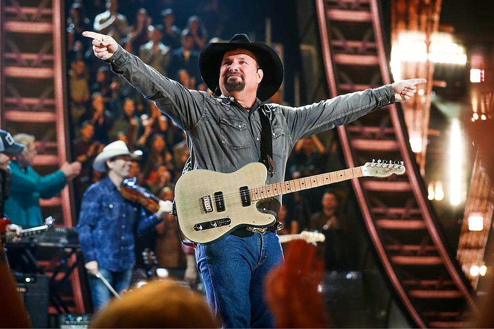 Get Garth Brooks' Autograph in Ink at This Vegas Tattoo Parlor