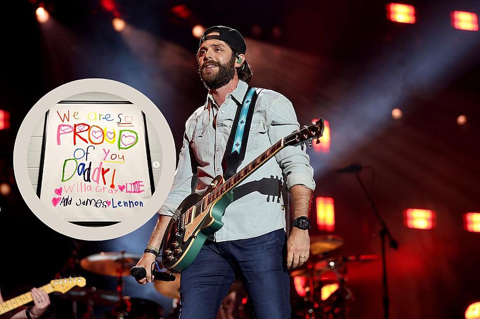 Thomas Rhett&#8217;s Daughters Send Him on Tour With Sweet Artwork [Pictures]