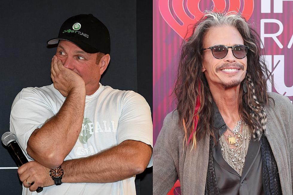 Garth Brooks Recalls That Time He Showered With Steven Tyler