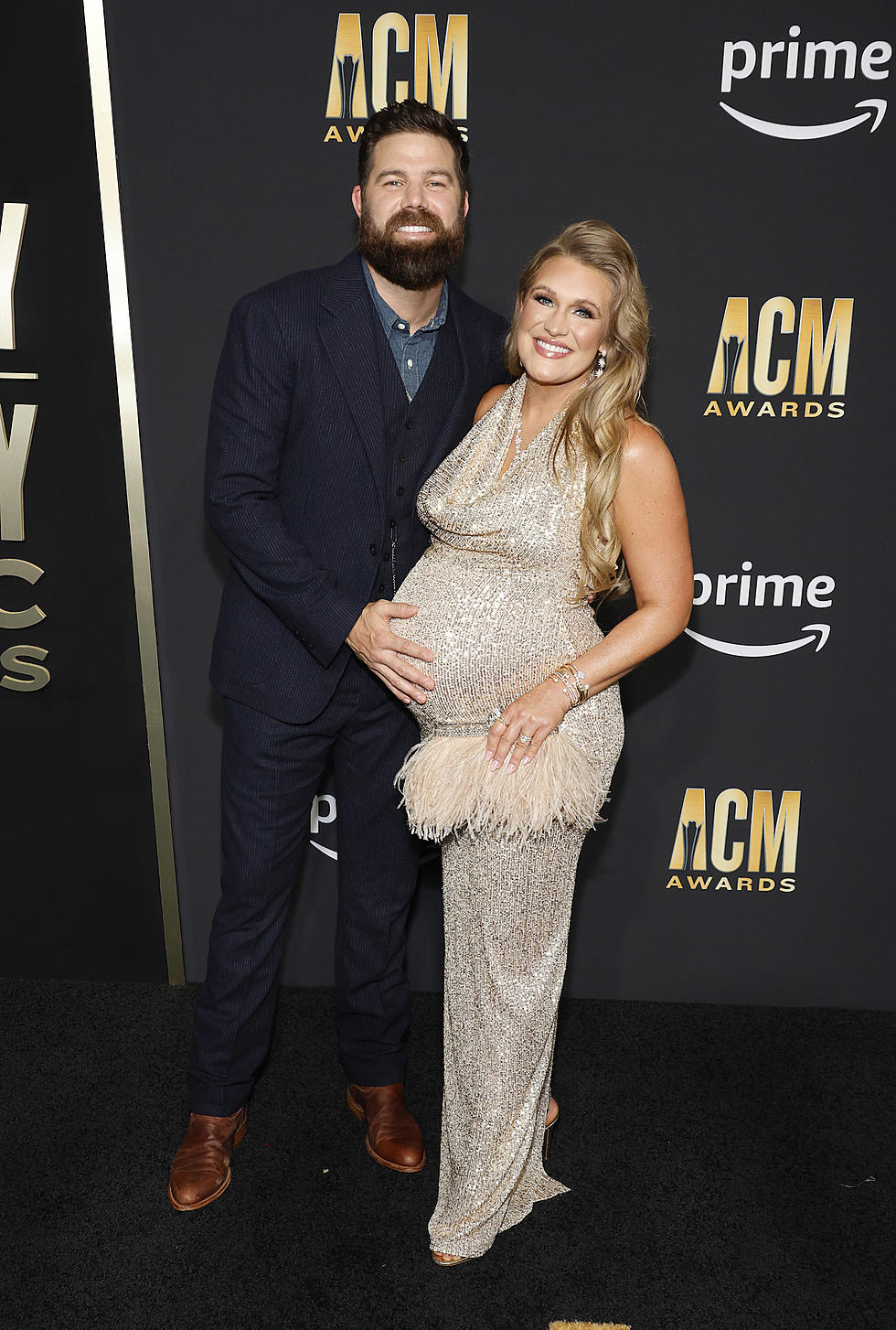 Lainey Wilson and Steelers' Devlin 'Duck' Hodges Make Red Carpet Debut