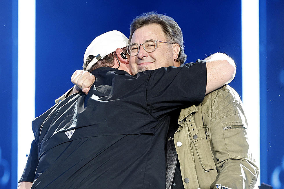 Luke Combs, Vince Gill Light Up CMA Fest Day 1 [Pictures + Setlist]