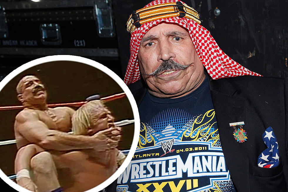 Wrestling’s the Iron Sheik Has Died and the Tributes Are Stunning