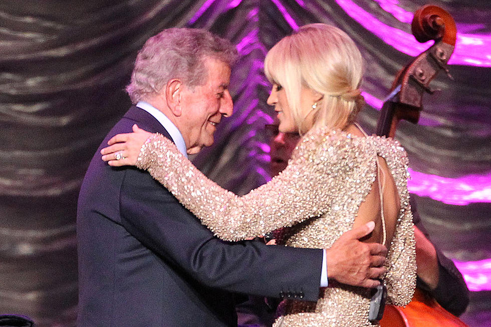 Carrie Underwood Honors Tony Bennett — 'Epitome Of a Gentleman'
