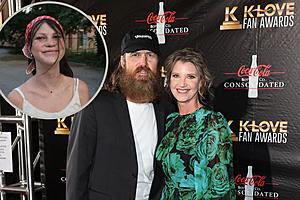 Jace + Missy Robertson’s Daughter Mia Pauses College Classes...