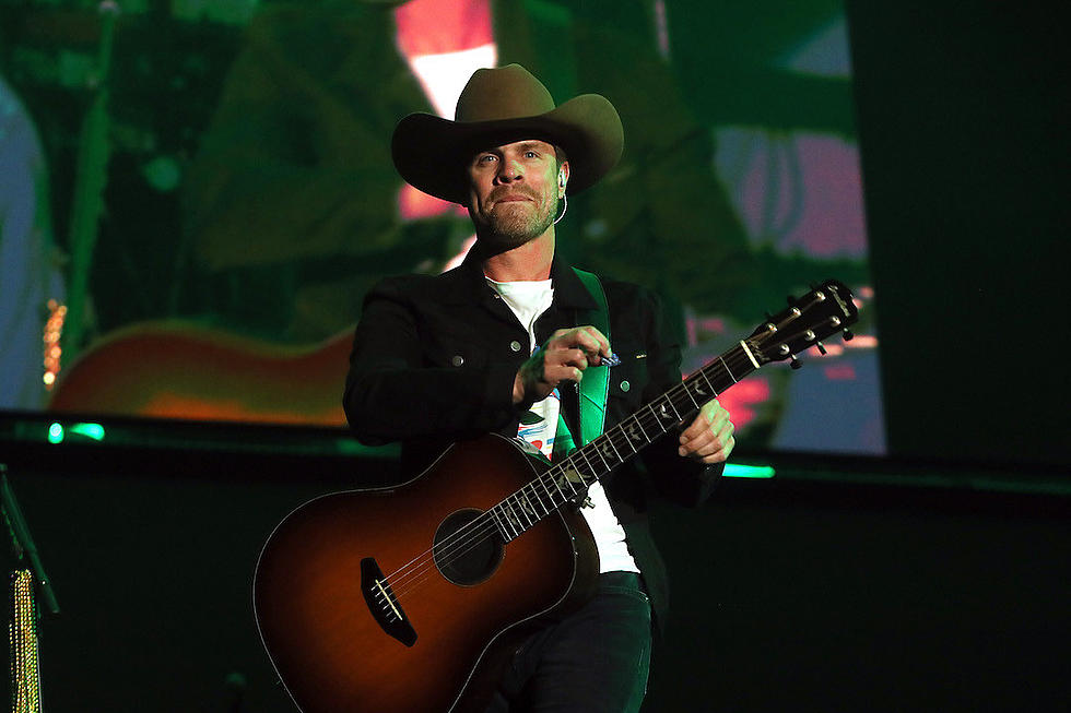 Dustin Lynch Saddles Up for 2024 'Killed the Cowboy' Tour
