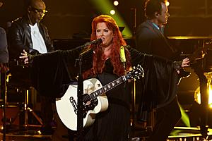 Wynonna Judd to Receive Country Champion Award at People’s Choice...