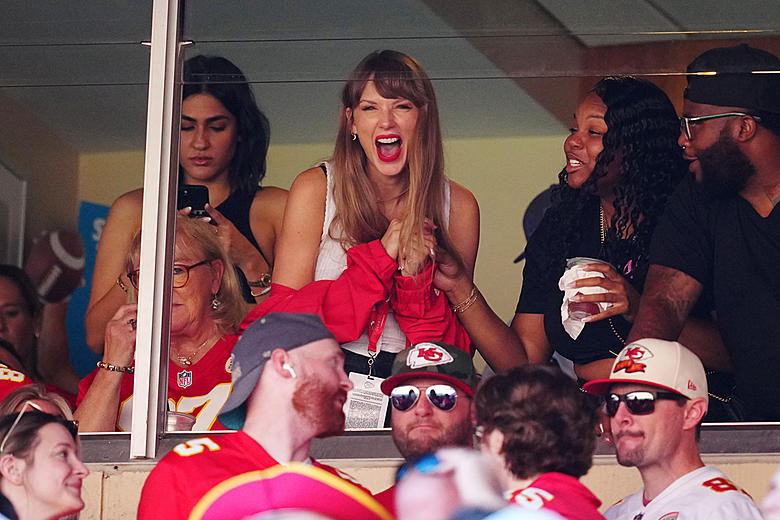 Taylor Swift's Reaction to Kelce's Touchdown Is Confirmation