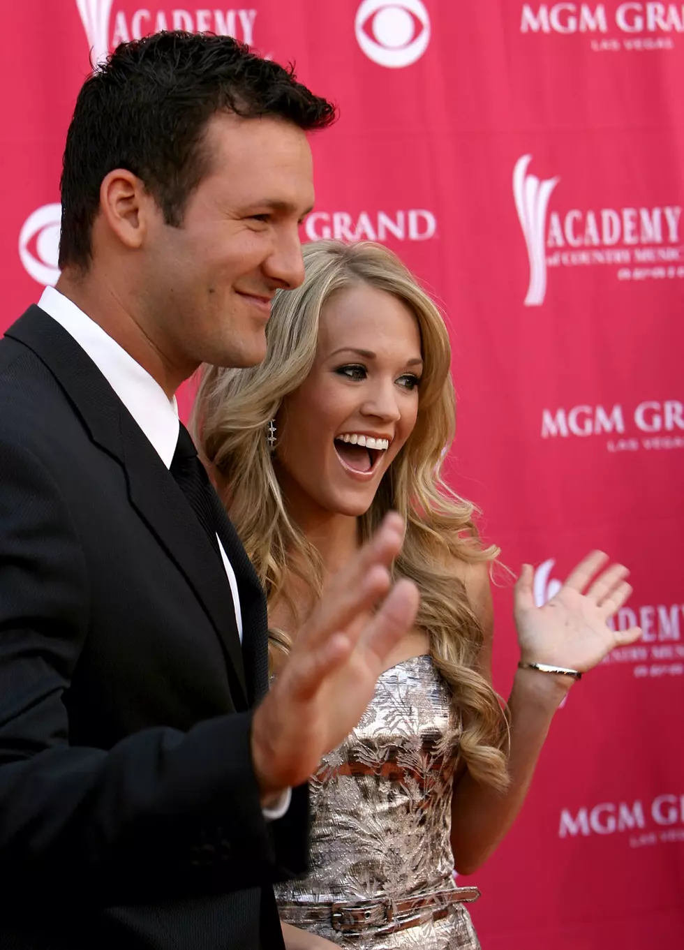 attachment-Carrie Underwood Tony Romo