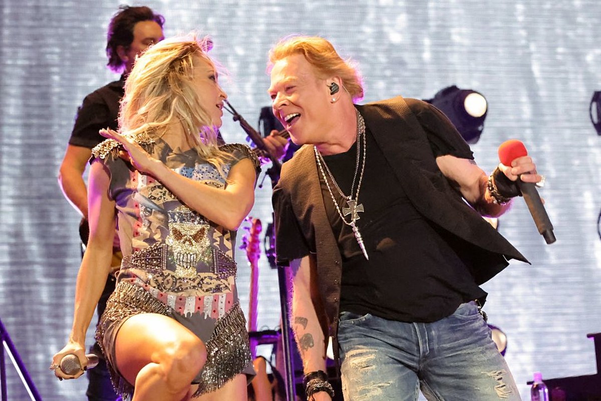 Axl Rose Helped Carrie Underwood Pick Rock Songs to Cover Live