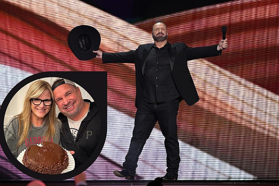 Garth Brooks Just Baked His First Cake Ever, for Trisha Yearwood’s Birthday