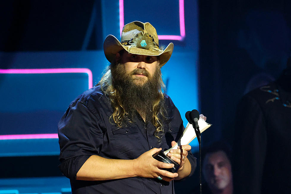 Chris Stapleton Wins ACM Triple Crown at 2023 ACM Honors