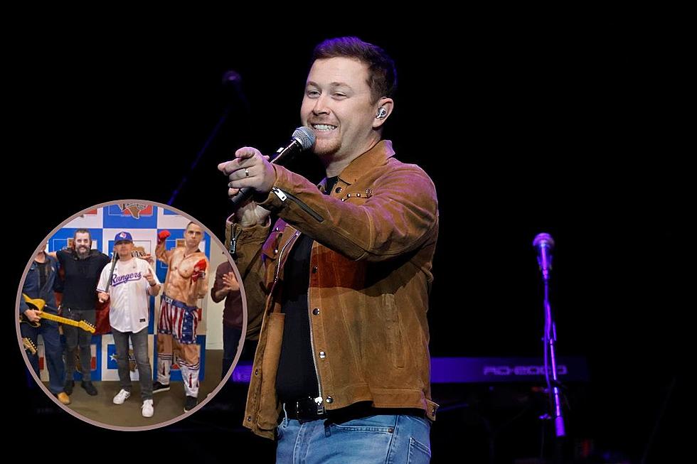 Scotty McCreery’s Halloween Costume Is a Little Bit Shocking [Picture]