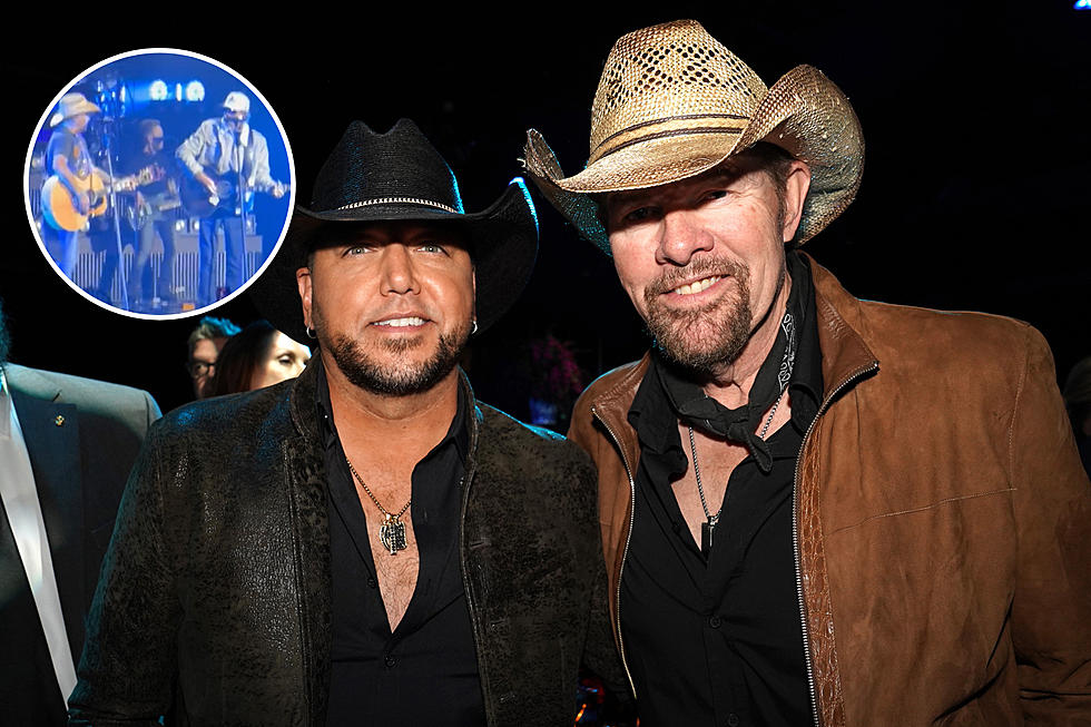Toby Keith Joins Jason Aldean for Surprise Duet at Oklahoma Show