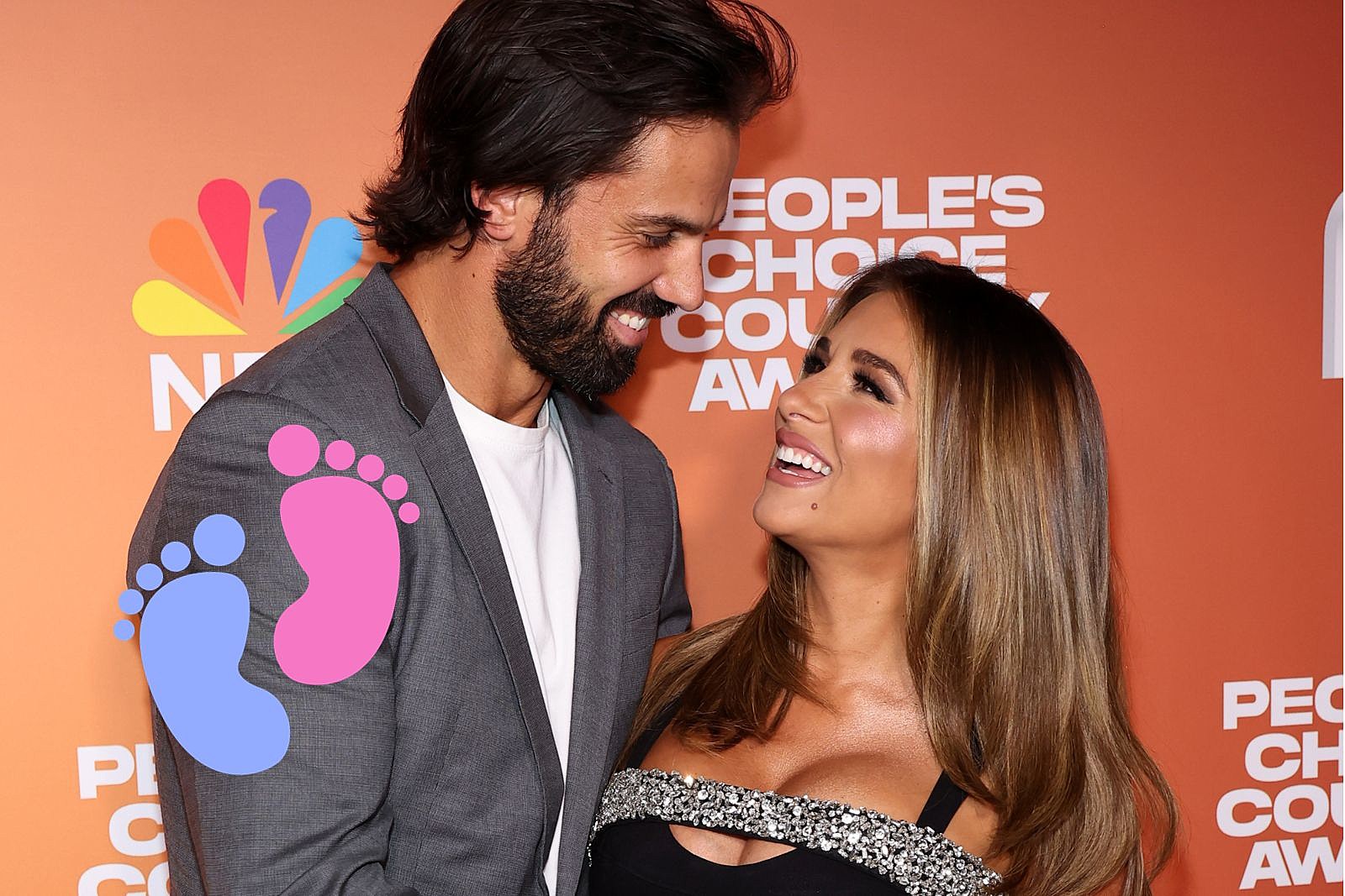 Jessie James Decker Debuts Baby No. 4 Bump at 2023 People's Choice